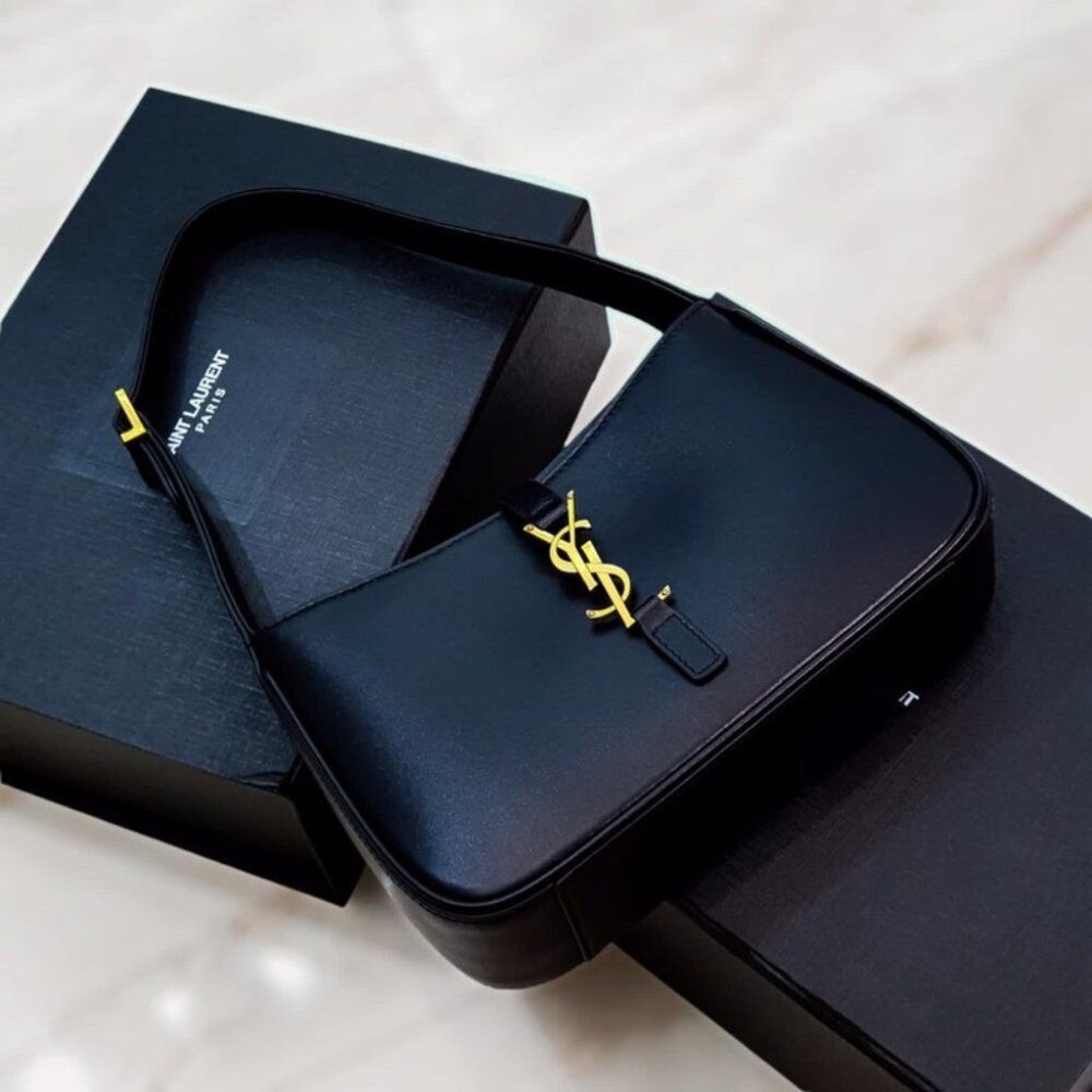 YSL HOBO BAG IN SMOOTH LEATHER NOIR - Picture 3 of 7